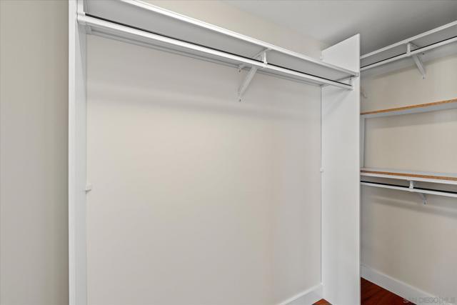 700 W E St, San Diego CA: https://media.crmls.org/mediaz/350dc0d0-80ac-48b1-ad23-c52b2f900e4a.jpg