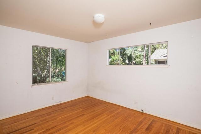 Image 14 of 37 For 800 Loyola Drive