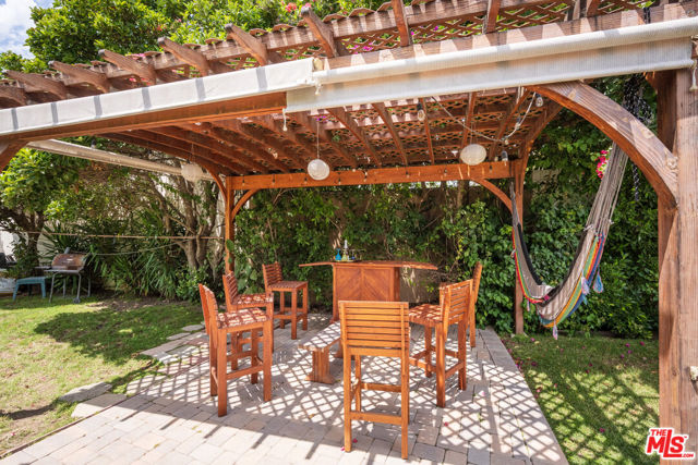 5966 ABERNATHY Drive, Los Angeles CA: https://media.crmls.org/mediaz/35106ada-b47b-4426-8974-46ba3642b975.jpg