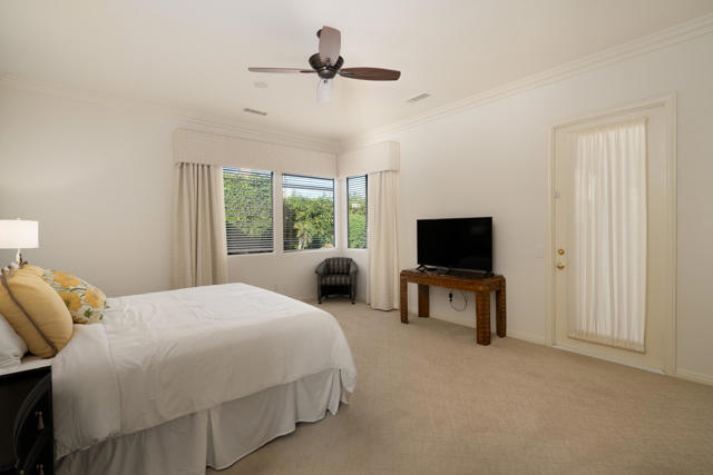 6 Dickens Court, Rancho Mirage, CA 92270