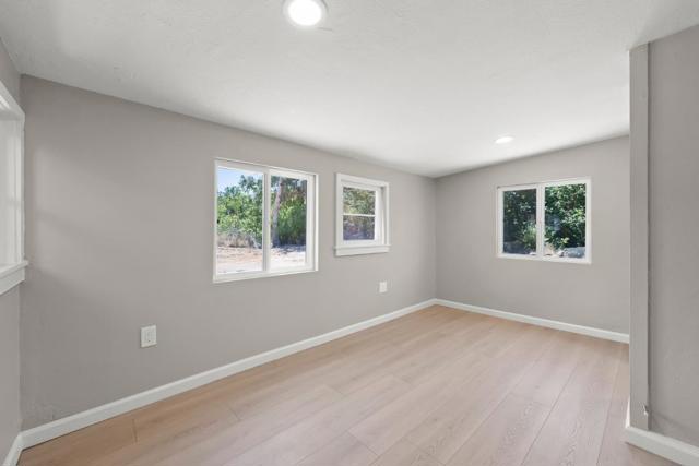 850 Calhoun Street, San Jose CA: https://media.crmls.org/mediaz/3512b3b5-4b61-4d35-b335-4b6ace848c9c.jpg