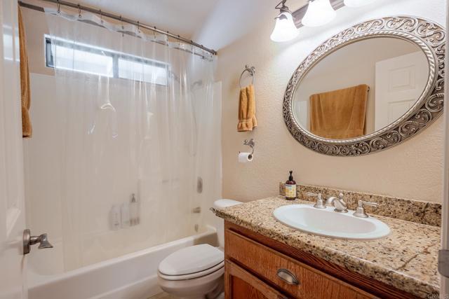 Detail Gallery Image 18 of 27 For 30377 Callejo Feliz Ter, Valley Center,  CA 92082 - 3 Beds | 2 Baths
