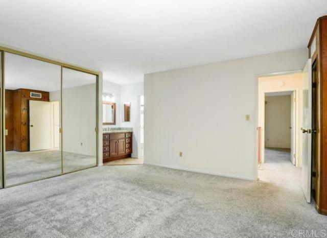 5366 Lake Murray Boulevard, La Mesa CA: https://media.crmls.org/mediaz/35135cce-9f11-428b-afb2-bbb7c3e09e6e.jpg