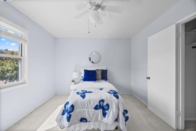 334 Oxford Street, Hayward CA: https://media.crmls.org/mediaz/3513d322-ad26-40a4-884e-294af1a15111.jpg