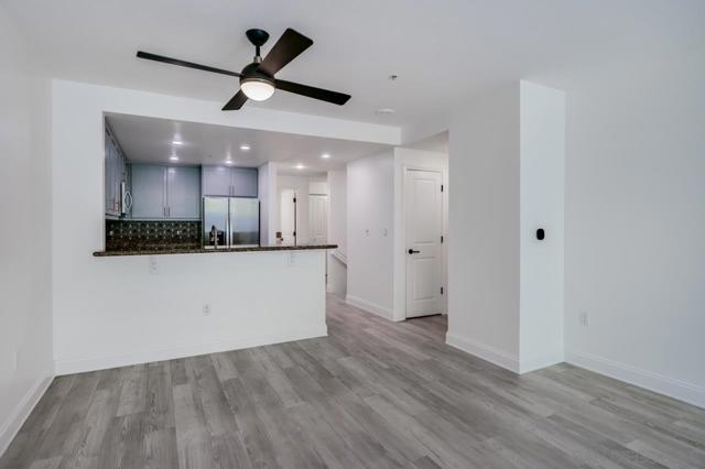 850 Beech St, San Diego CA: https://media.crmls.org/mediaz/351427f2-f656-4f4f-a399-26aaf20b314a.jpg