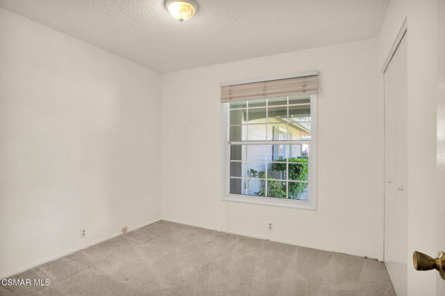 624 Montgomery Avenue, Ventura CA: https://media.crmls.org/mediaz/3515a7e9-7fe9-4e24-ae4b-5a2e4e47f81b.jpg