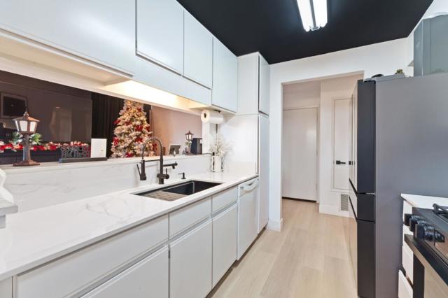 2422 N Main Street, Salinas CA: https://media.crmls.org/mediaz/3517162e-bdaa-49a4-9bee-25489e6fe0cc.jpg