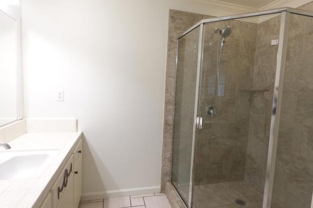 3808 Longbridge Drive, Modesto CA: https://media.crmls.org/mediaz/35174c67-dcf4-4c81-9ddf-9117f29104ec.jpg