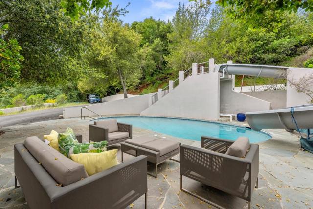 16460 Wood Acres Road, Los Gatos CA: https://media.crmls.org/mediaz/3518385a-43bc-4fce-827b-b18b5cdc668c.jpg