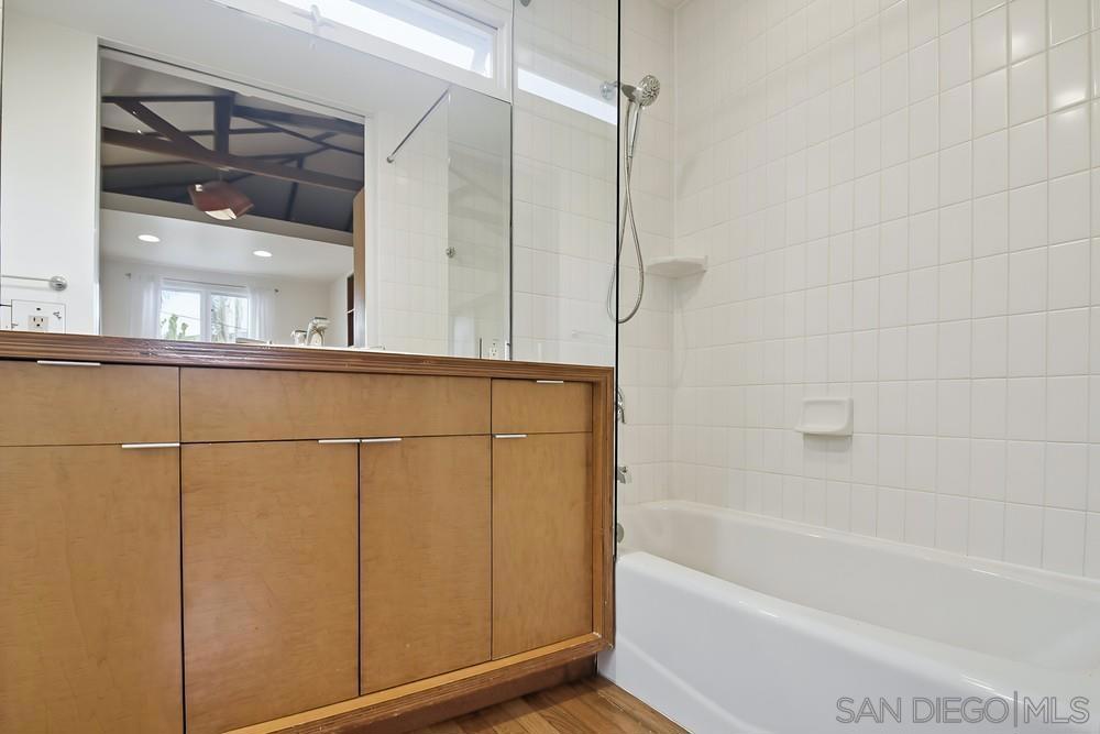 741 Arenas St - photo 18