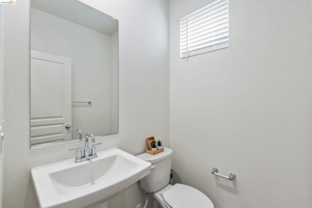 Image 41 of 58 For 16306 Ridgehaven Dr  Unit 104