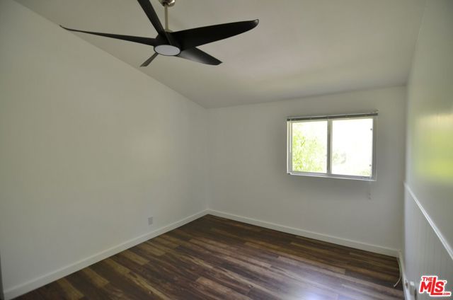 9342 Debra Avenue, North Hills CA: https://media.crmls.org/mediaz/351b1e86-388a-4f21-bf3e-69f59dc78908.jpg