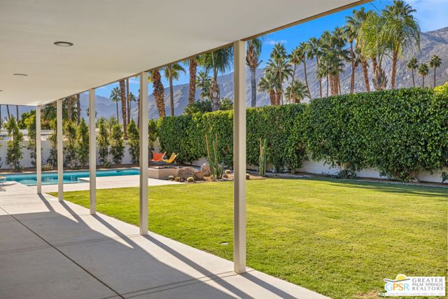 695 N Camino Real, Palm Springs CA: https://media.crmls.org/mediaz/351c2a34-7ad4-4b65-ade5-189ad7c7d2bf.jpg