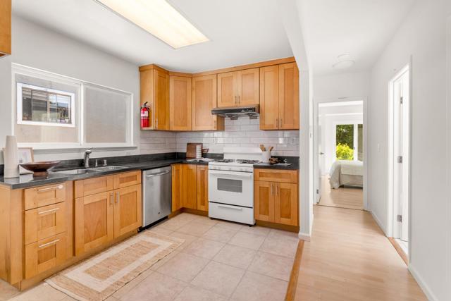 279 Elm Avenue, San Bruno CA: https://media.crmls.org/mediaz/351e577b-cbe8-4f92-b849-c3a91e81ceb4.jpg