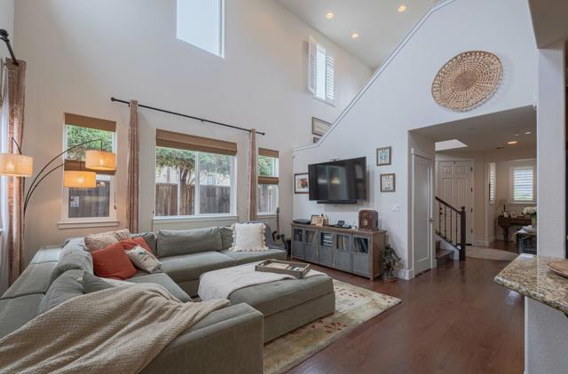 17210 Logan Street,  CA: https://media.crmls.org/mediaz/351ed321-e1ad-40f3-8c4d-55a153bae767.jpg