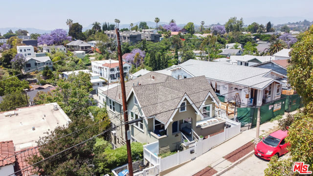 1120 W Edgeware Road, Los Angeles CA: https://media.crmls.org/mediaz/351fec40-4abc-47d8-b749-7d1c852b54d2.jpg