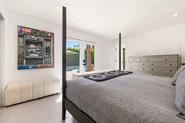 1055 E Louise Drive, Palm Springs, CA 92262