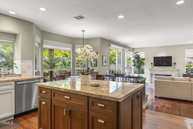 Detail Gallery Image 15 of 65 For 2113 Doral Ct, Oxnard,  CA 93036 - 4 Beds | 3/1 Baths