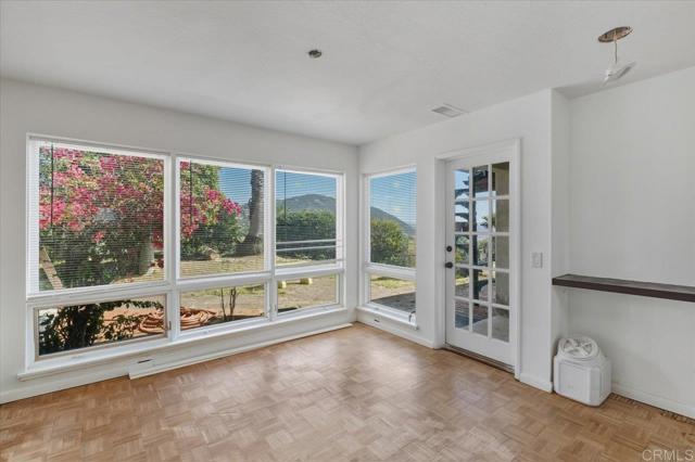 Detail Gallery Image 10 of 55 For 1050 Rice Canyon Rd, Fallbrook,  CA 92028 - 5 Beds | 4/2 Baths