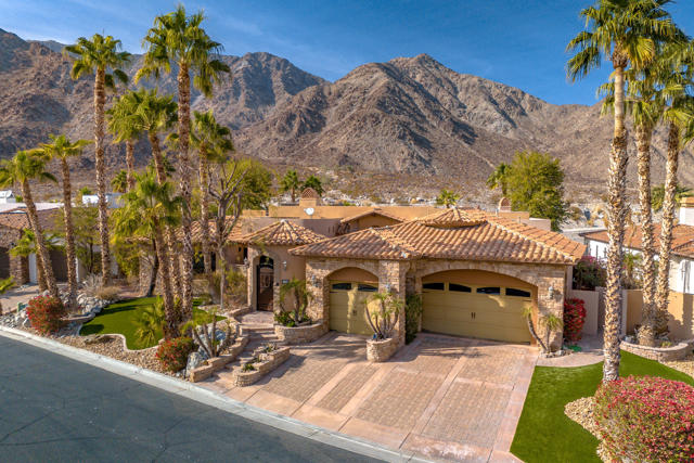 77170 Casa Del Sol, La Quinta CA: https://media.crmls.org/mediaz/3522d89c-0d57-4b62-b380-92fc71dfca7d.jpg