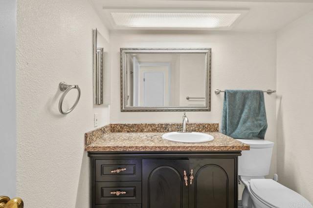 4971 Vista Pl, San Diego CA: https://media.crmls.org/mediaz/35244f34-1252-45d3-b3aa-2e8198fa9bab.jpg