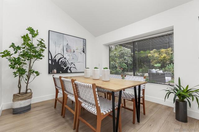 6422 CAMINITO LISTO, San Diego CA: https://media.crmls.org/mediaz/35252d8a-1cc1-4c84-8cf8-efa366159b5d.jpg