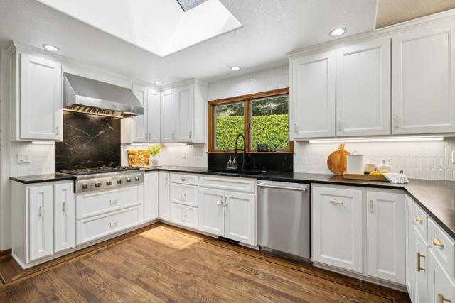 23110 Old Santa Cruz Highway, Los Gatos CA: https://media.crmls.org/mediaz/35254f7b-9cef-4e3d-ad95-eb9c4be3dc35.jpg