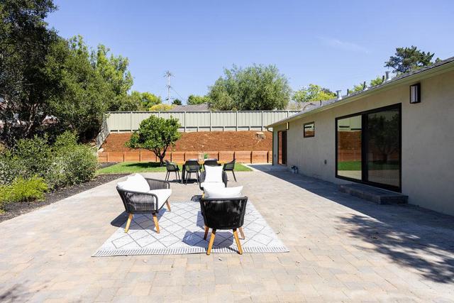 132 Lakeshore Drive, San Mateo CA: https://media.crmls.org/mediaz/3525579b-0625-4d96-9042-050d2a912eb6.jpg