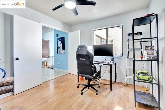 1927 Babbe St, Oakley CA: https://media.crmls.org/mediaz/35259b6d-9a87-4cbf-be0c-35cc806d9e5d.jpg