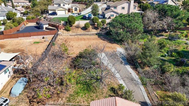 1756 Alhudson Dr, Escondido CA: https://media.crmls.org/mediaz/35263bd6-1f70-43c4-b76a-5ebbee664b48.jpg