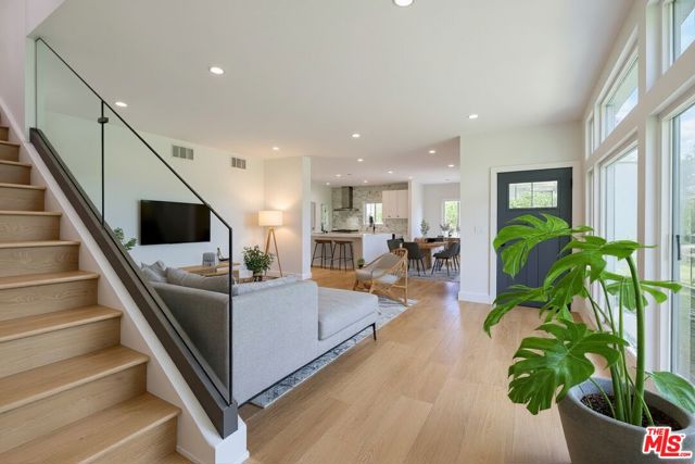 4308 Victoria Park Drive, Los Angeles CA: https://media.crmls.org/mediaz/3526506f-9405-4444-8fd1-1929ab42d4f3.jpg