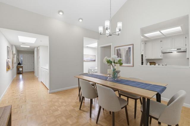 1040 Continentals Way, Belmont CA: https://media.crmls.org/mediaz/35276060-4297-4e18-b971-dd43a5588aa7.jpg