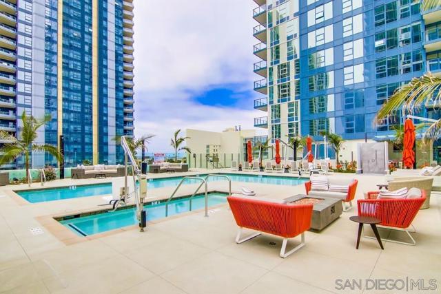 1388 Kettner Blvd, San Diego CA: https://media.crmls.org/mediaz/35288438-ca7f-481f-8bd6-662e77d1568b.jpg