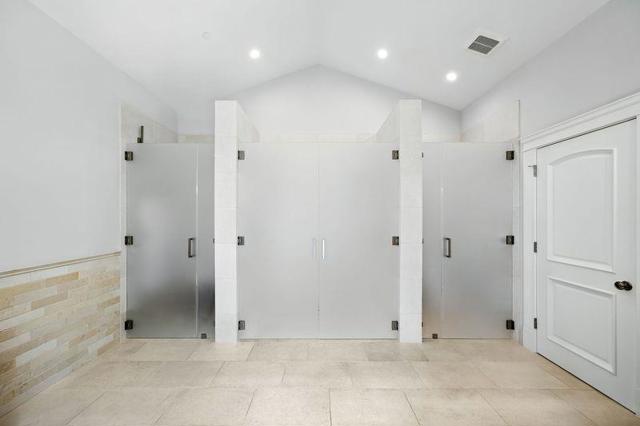 830 Bromfield Road, San Mateo CA: https://media.crmls.org/mediaz/3529d76e-ff28-4bf0-b43b-02f8014443e3.jpg
