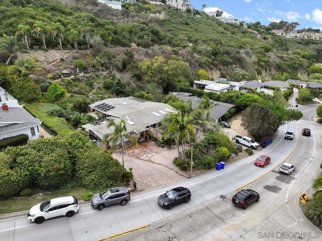 MLS #250041123SD image #5