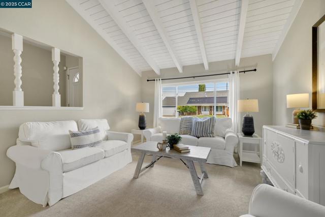 1786 Klier Drive, Concord CA: https://media.crmls.org/mediaz/352b5f56-e2ef-43fa-b709-e423aa415be6.jpg