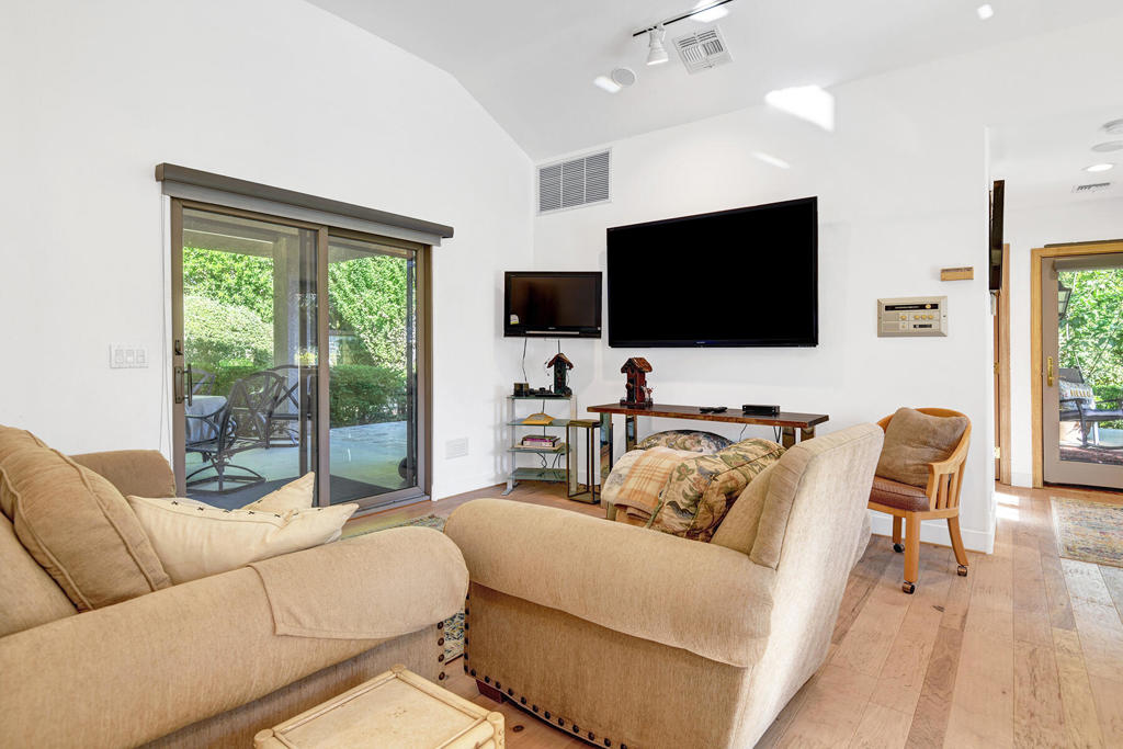 MLS #219139583DA image #24