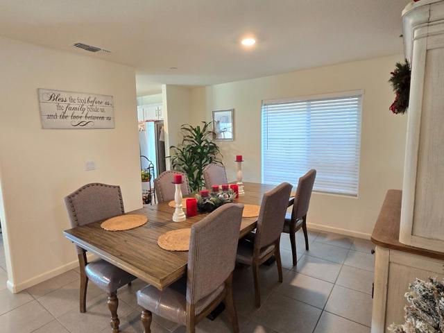 256 San Pelmo Court, Los Banos CA: https://media.crmls.org/mediaz/352c8798-8ded-4db4-9010-ebce6de89656.jpg