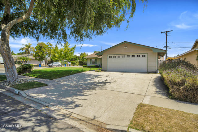 624 Montgomery Avenue, Ventura CA: https://media.crmls.org/mediaz/352ca4b3-6e7b-4045-b2c9-8e055f8e4268.jpg
