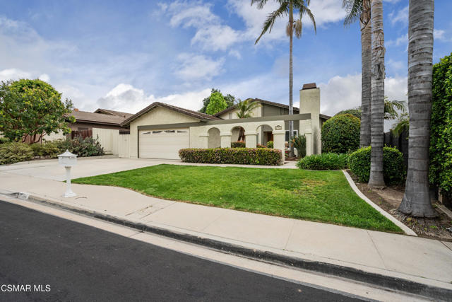 2152 Coalfax Court, Thousand Oaks CA: https://media.crmls.org/mediaz/352ca715-80d3-4487-8994-dc6a26eb2475.jpg