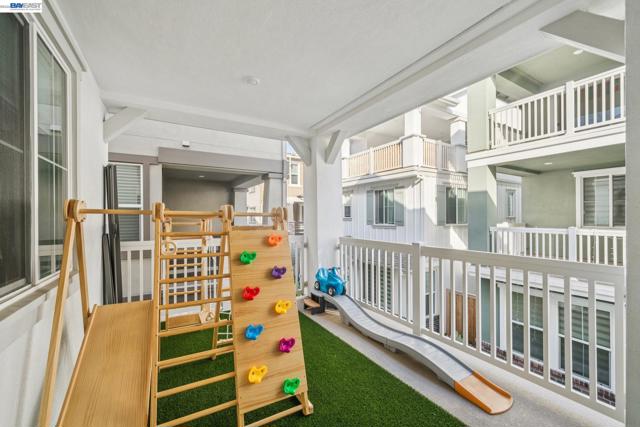 Image 25 of 59 For 37231 Sand Bar Place