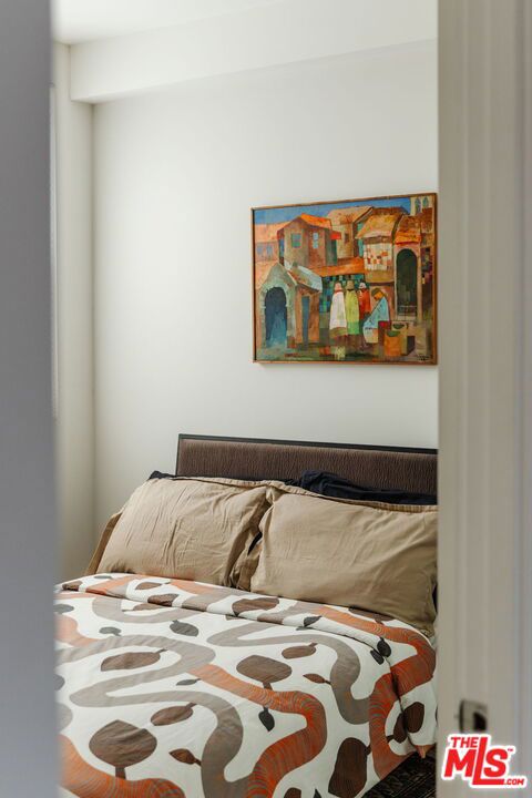 6072 Pickford Street, Los Angeles CA: https://media.crmls.org/mediaz/352d8842-b3e0-4c8d-8fcb-31c81e75d848.jpg