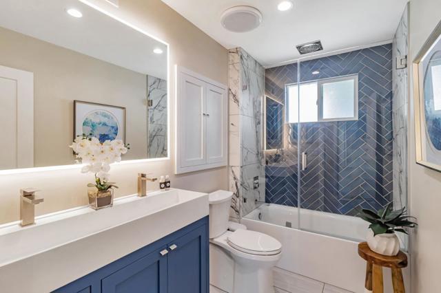 2698 Goodwin Avenue, Redwood City CA: https://media.crmls.org/mediaz/352d8ce4-9723-4f96-b90f-1995e1c06ba8.jpg