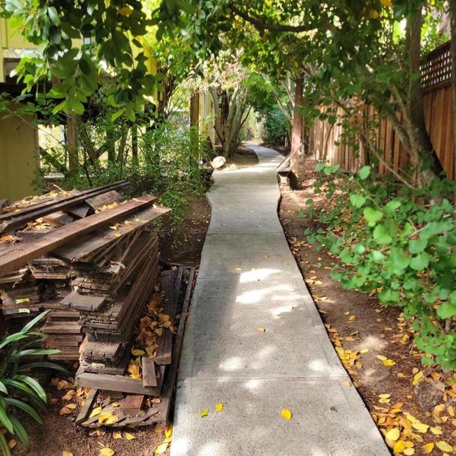 3360 Merrill Road, Aptos CA: https://media.crmls.org/mediaz/352df4d0-41c2-4580-b2de-2d1e1a44302b.jpg