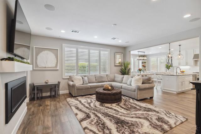2610 Lighthouse Lane, Marina CA: https://media.crmls.org/mediaz/3530a8b4-0d6e-48f2-a384-2a19fdbc18ce.jpg