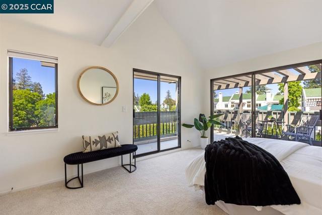 50 Mozden Ln, Pleasant Hill CA: https://media.crmls.org/mediaz/35321a61-3d16-4cb0-82cb-1c7ba733d24e.jpg