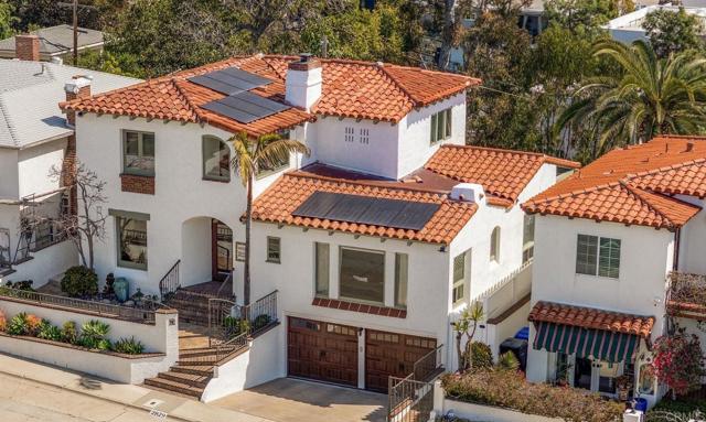 Detail Gallery Image 1 of 1 For 2829 Dove St, San Diego,  CA 92103 - 3 Beds | 2/1 Baths