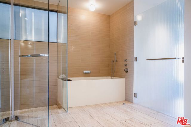 8932 St Ives Drive, Los Angeles CA: https://media.crmls.org/mediaz/3532a657-2ad4-4079-a58f-a0bddc4da64a.jpg