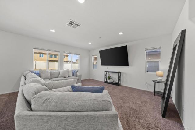 Detail Gallery Image 9 of 42 For 29483 Beeler Rd, Winchester,  CA 92596 - 4 Beds | 3 Baths