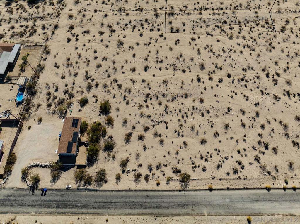 MLS #250037951SD image #17